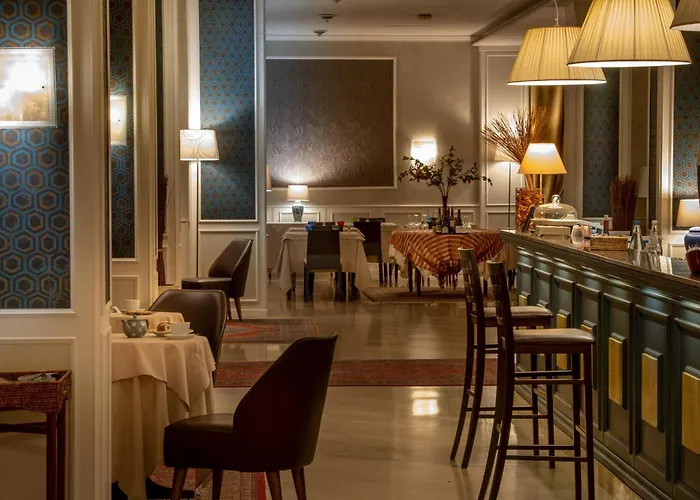 オテル アンバシアトリ 4* ブレシア