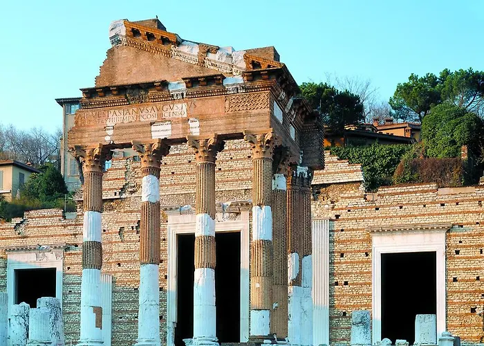 オテル アンバシアトリ ホテル ブレシア