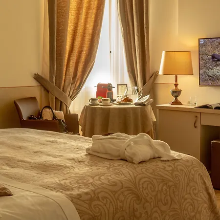 Ambasciatori 호텔 4*