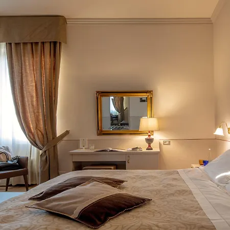 Hotell Ambasciatori 4*