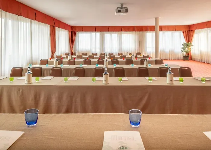 Szálloda Ambasciatori Brescia